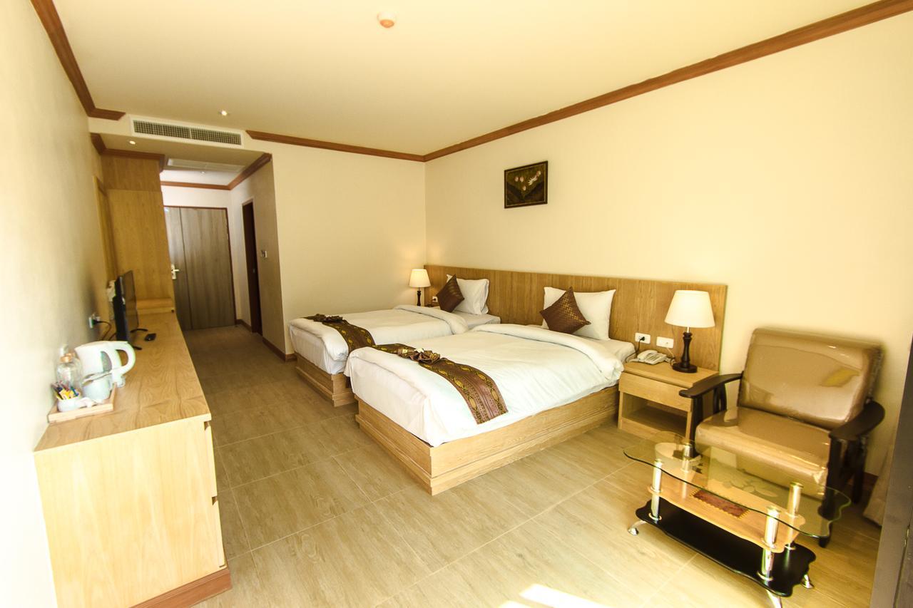 Airport Beach Hotel Phuket - Sha Extra Plus Nai Yang Экстерьер фото