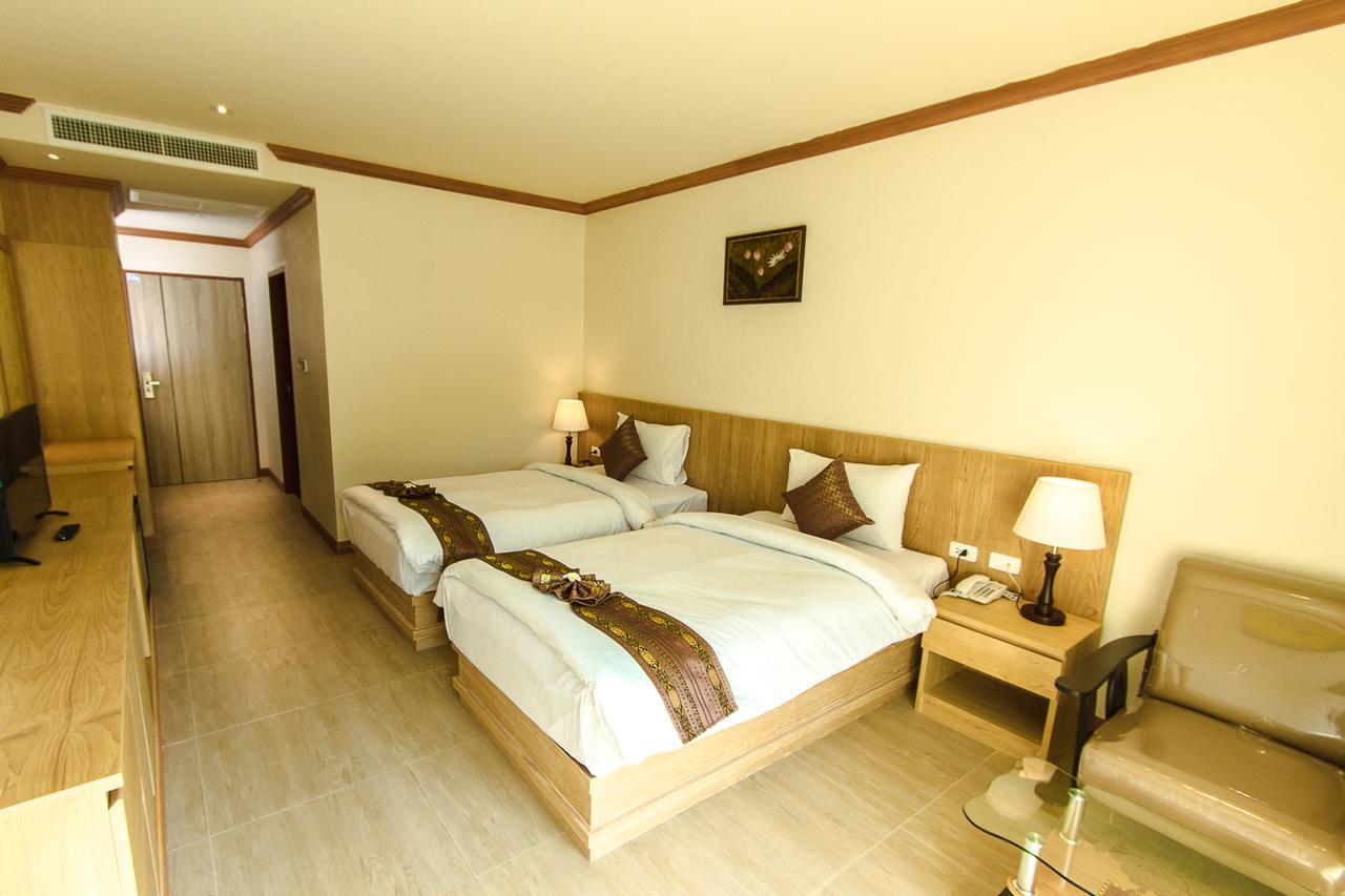 Airport Beach Hotel Phuket - Sha Extra Plus Nai Yang Экстерьер фото