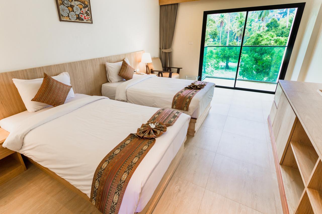 Airport Beach Hotel Phuket - Sha Extra Plus Nai Yang Экстерьер фото